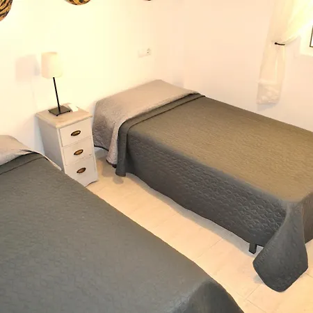 Apartment La Rivera, 2 Dormitorios, By Bookindenia